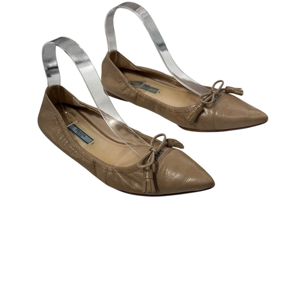 Prada pointed toe beige leather ballet flats with bow tassel 38.5 /8 - Picture 2 of 11